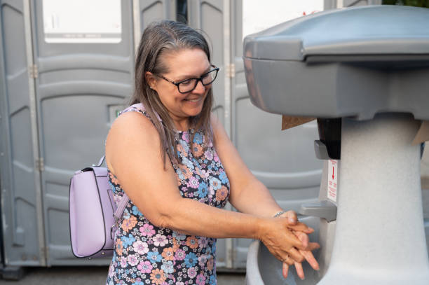 Best Porta potty rental for parties  in Minooka, IL